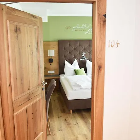 Pensjonat Lebzelter Strasswalchen