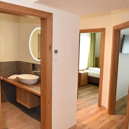 Lebzelter بيت ضيافة ستراسوالكن