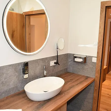 Pensjonat Lebzelter *