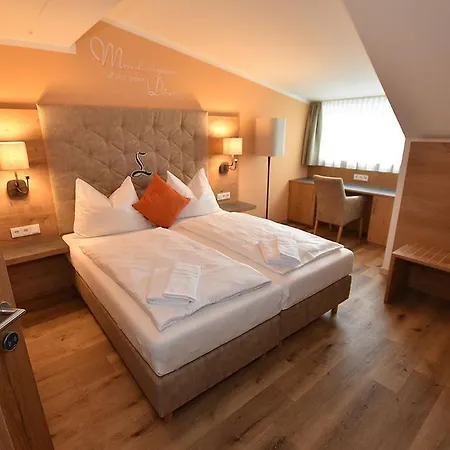 بيت ضيافة Lebzelter