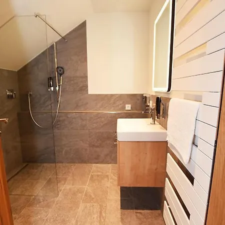 Lebzelter ستراسوالكن