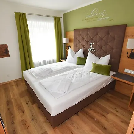 Pensjonat Lebzelter *