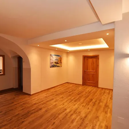 Lebzelter Guest house