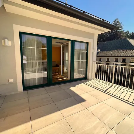 Lebzelter Guest house