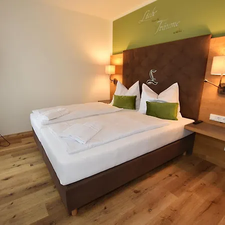 Lebzelter Guest house *